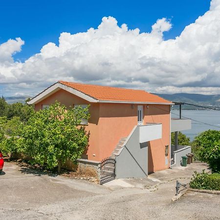 Apartments By The Sea Slatine, Ciovo - 11126 Buitenkant foto