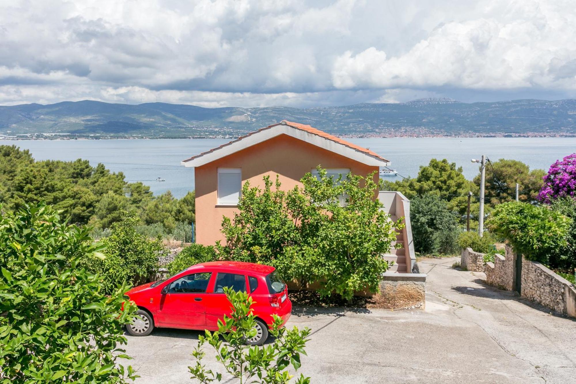 Apartments By The Sea Slatine, Ciovo - 11126 Buitenkant foto
