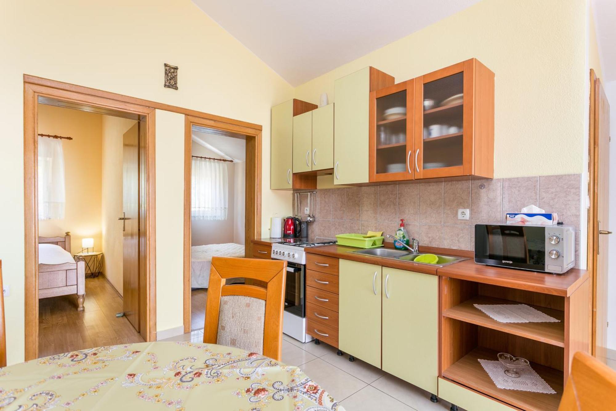 Apartments By The Sea Slatine, Ciovo - 11126 Buitenkant foto